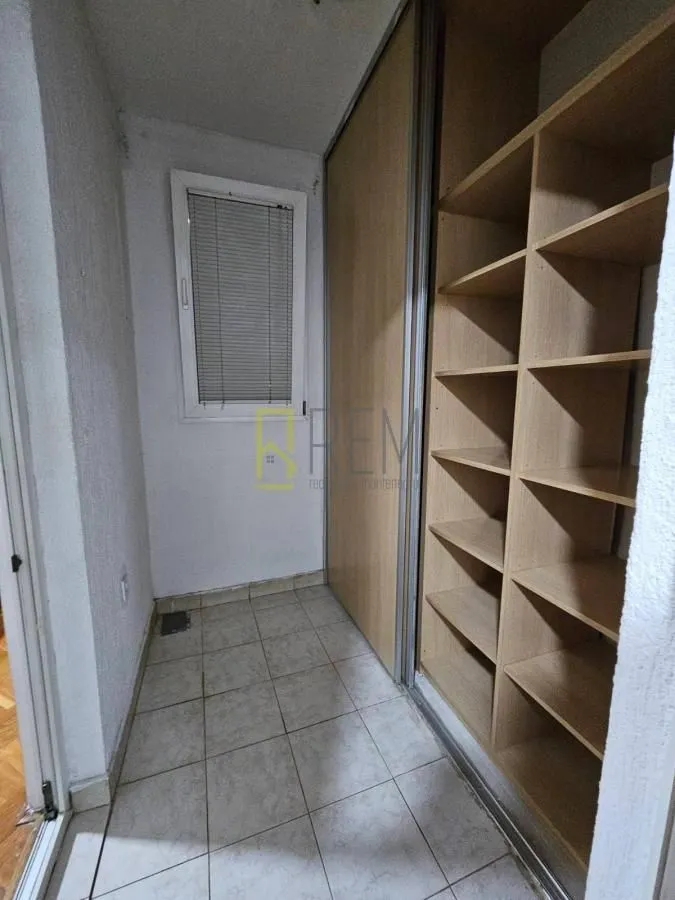 Rent, two bedroom apartment, 68m², Stari Aerodrom, Podgorica
