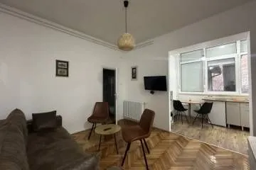 Rent, one bedroom apartment, 32m², Stari Grad, Beograd