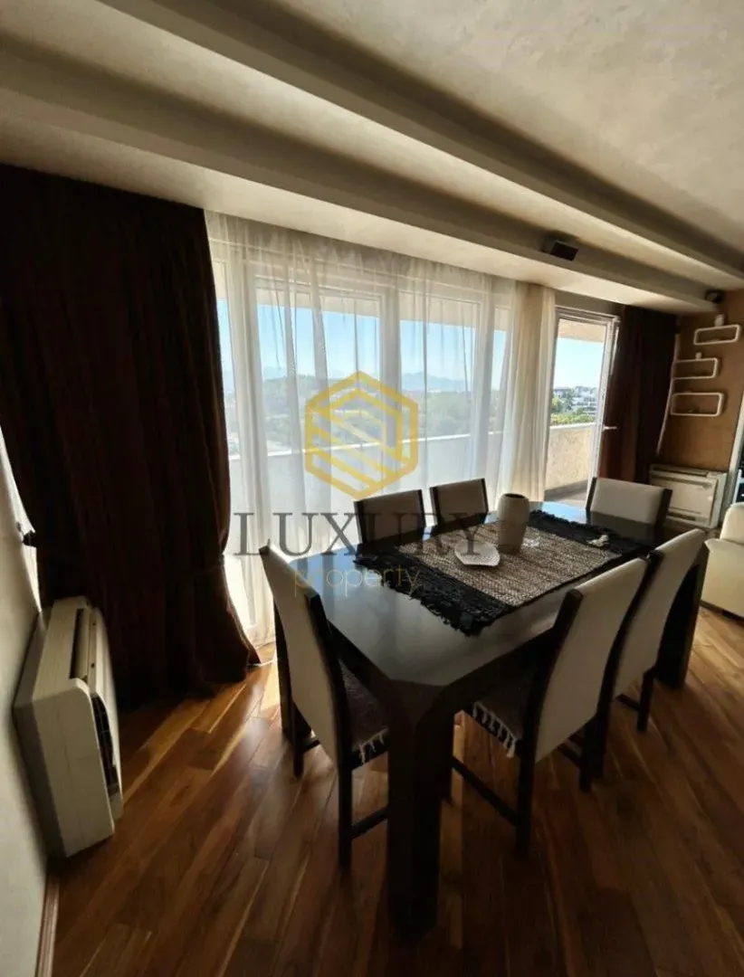Prodaja, dvosoban stan, 90m², Kod Big Fashion-a, Podgorica