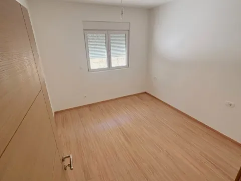 Sale, one bedroom apartment, 58m², Dubovica, Budva - image 2