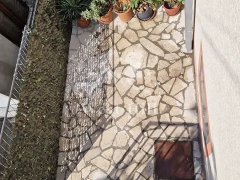 Sale, house, 270m², Bar, Crna Gora - image 9