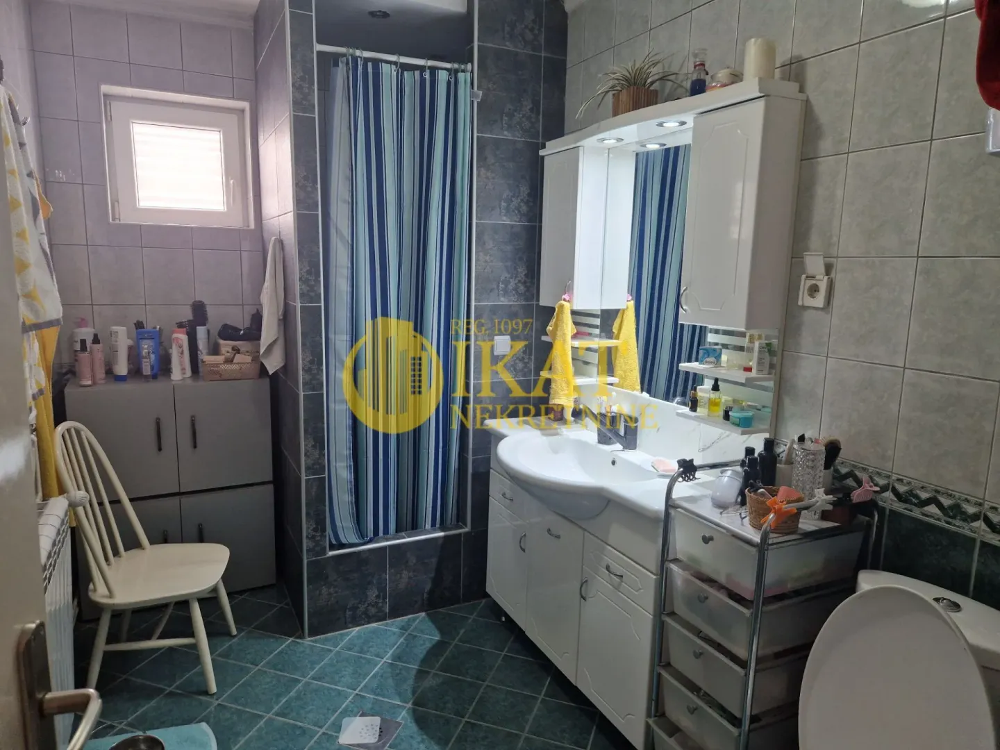 Sale, house, 250m², Bežanija, Beograd