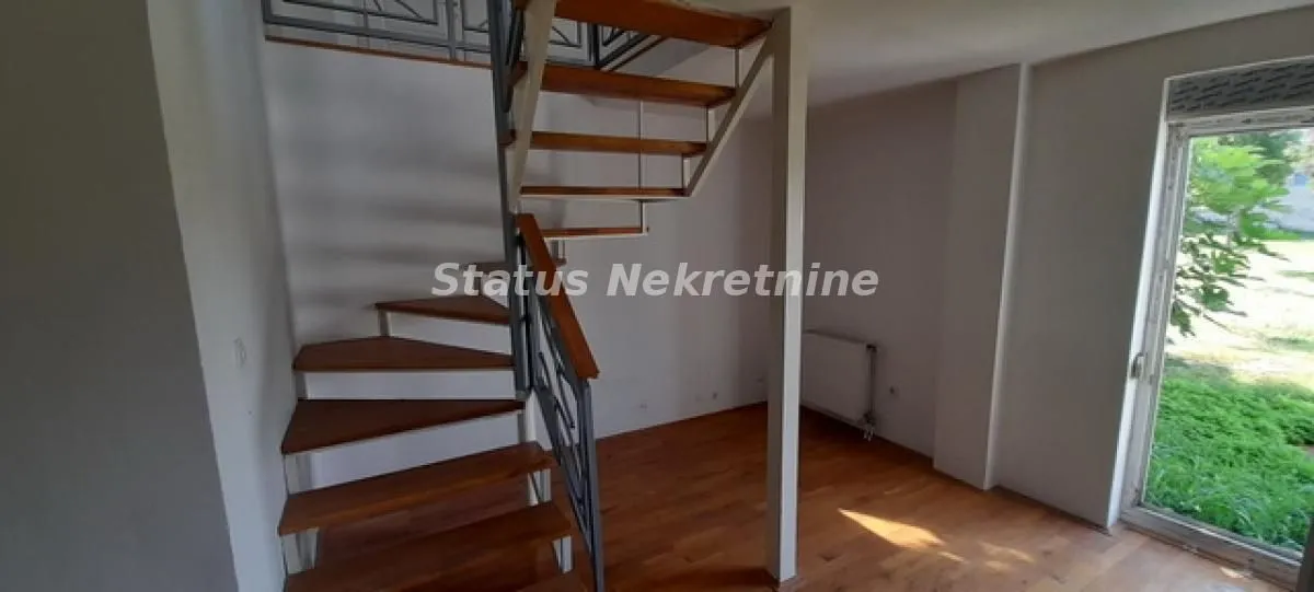 Sale, office space, 128m², Novo naselje, Novi Sad