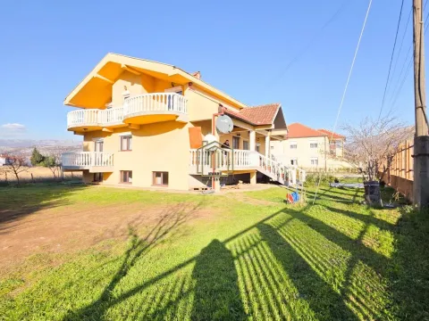 Prodaja, kuća, 350m², Zlatica, Podgorica - image 6