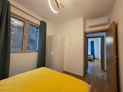 Izdavanje, dvosoban stan, 55m², Bečići, Budva - image 19