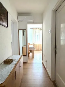 Izdavanje, dvosoban stan, 60m², Centar, Tivat - image 5