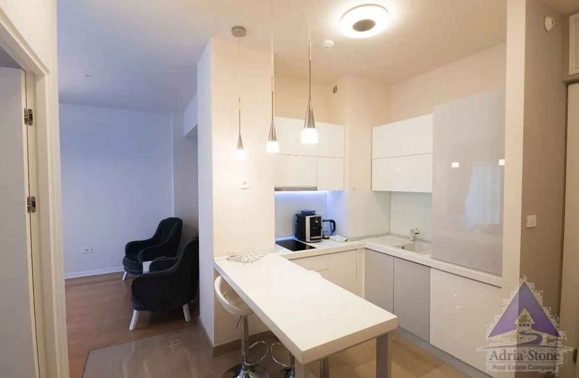 Sale, one bedroom apartment, 65m², Centar, Budva