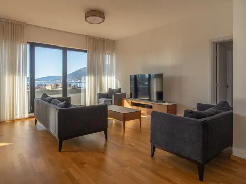 Prodaja, trosoban stan, 129m², Donja Lastva, Tivat - image 9
