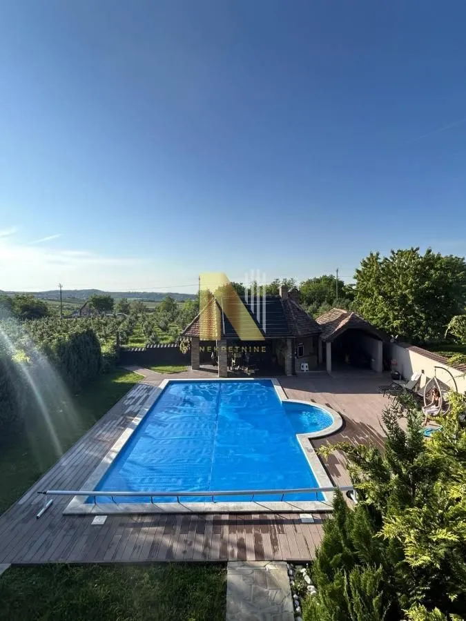 Prodaja, kuća, 102m², Sremski Karlovci, Novi Sad