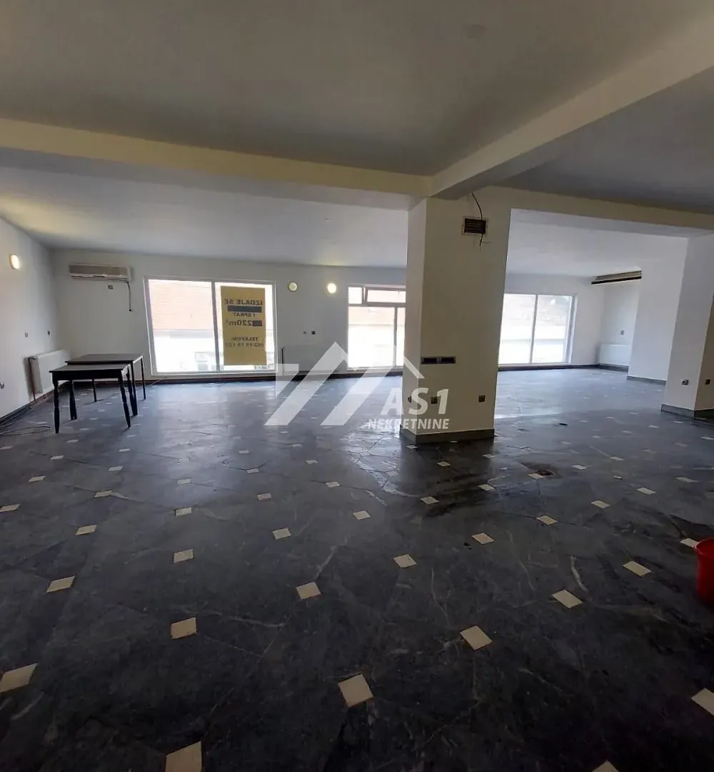 Rent, office space, 200m², Novi Sad Sve Podlokacije, Novi Sad