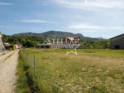 Zemljište in Doljani