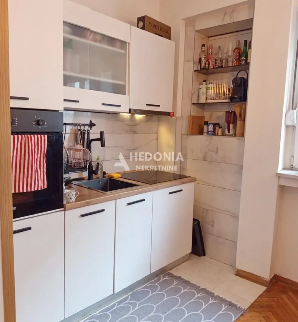 Sale, two bedroom apartment, 66m², Stari Grad, Beograd