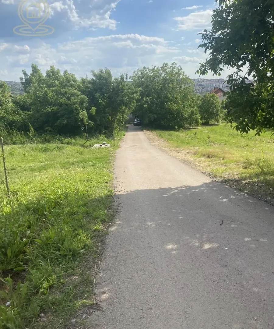Prodaja, plac, 1300m², Zvezdara Sve Podlokacije, Beograd