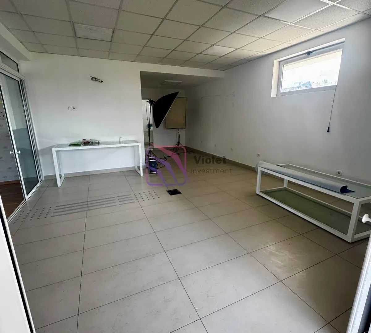 Izdavanje, poslovni prostor, 180m², Stara Varoš, Podgorica