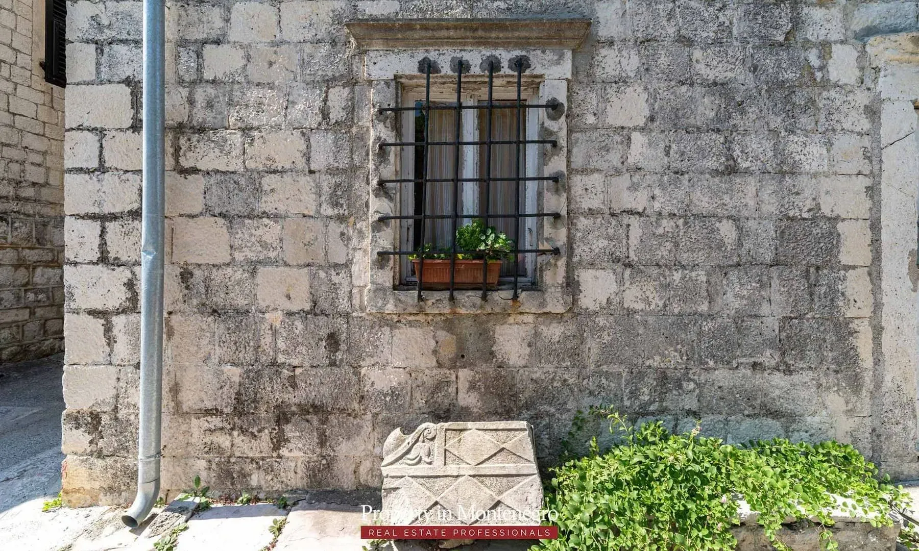 Prodaja, kuća, 321m², Prčanj, Kotor