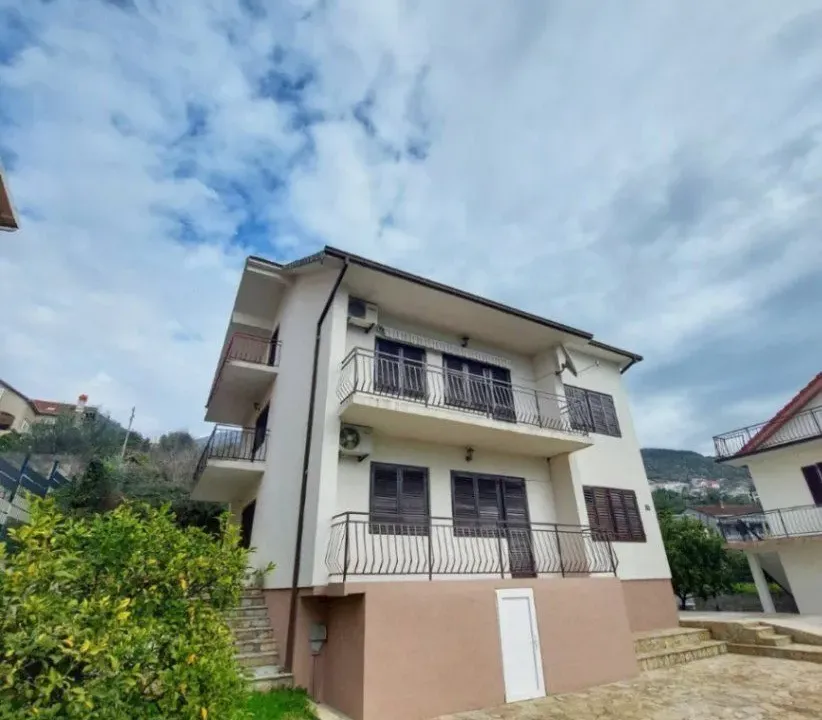 Prodaja, kuća, 164m², Kalimanj, Tivat