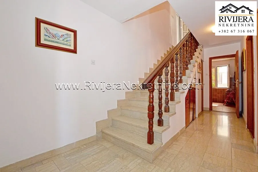 Prodaja, kuća, 184m², Savina, Herceg Novi