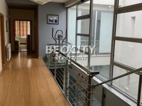 Prodaja, kuća, 540m², Centar, Šabac - image 12