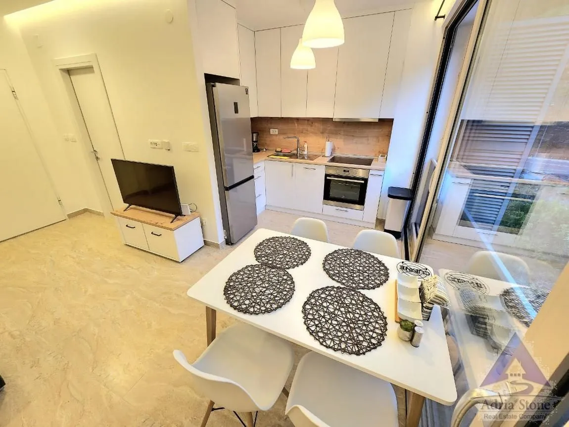 Rent, one bedroom apartment, 40m², Budva, Crna Gora