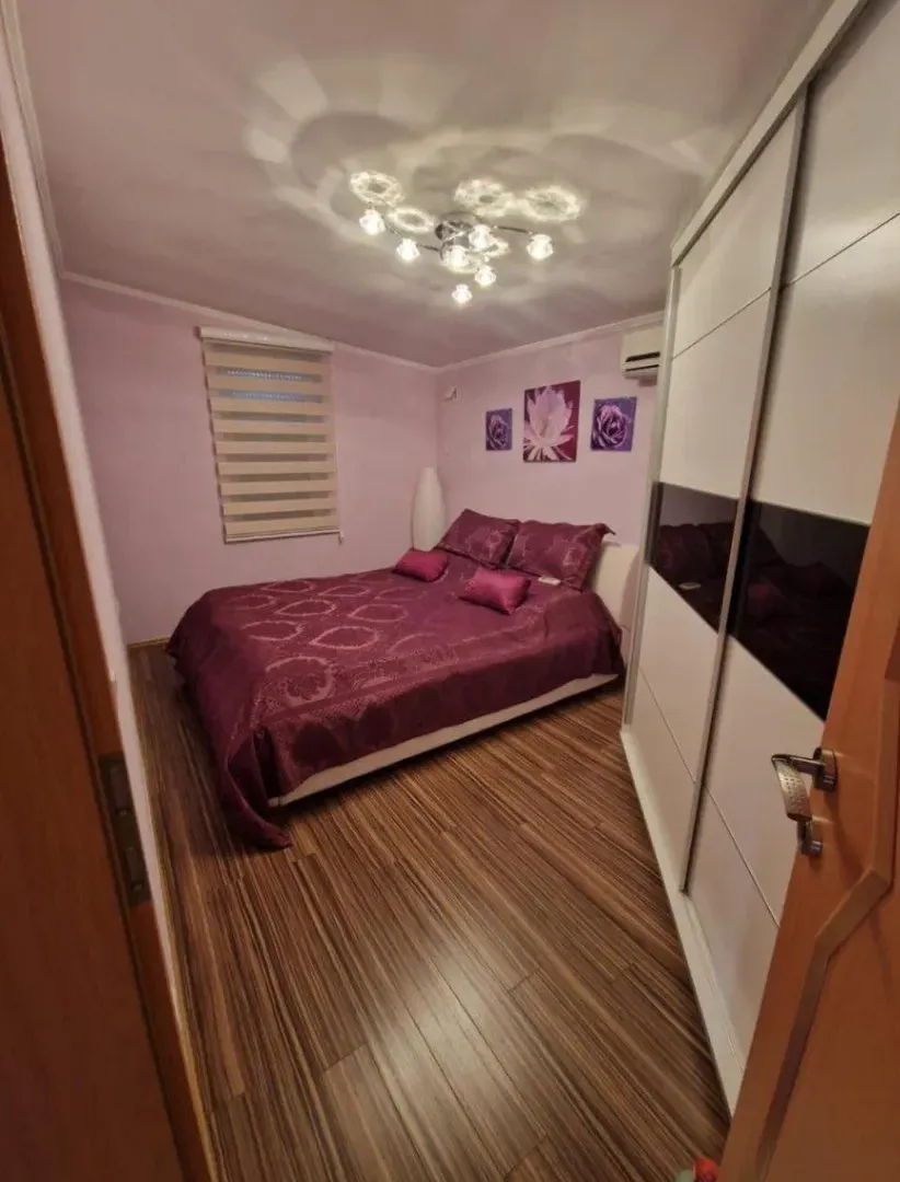 Sale, house, 130m², Tomba, Bar