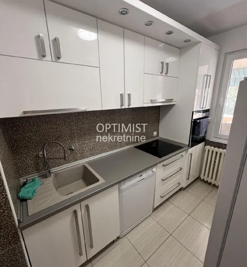 Prodaja, trosoban stan, 69m², Kumodraž 1, Kumodraž Sve Podlokacije