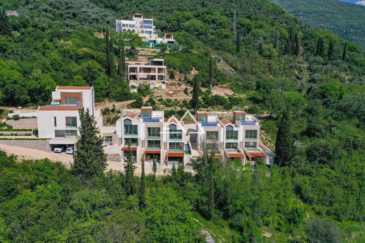Prodaja, dvosoban stan, 99m², Tivat, Crna Gora