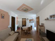 Prodaja, kuća, 220m², Zemun Ugrinovci, Zemun Sve Podlokacije - image 12