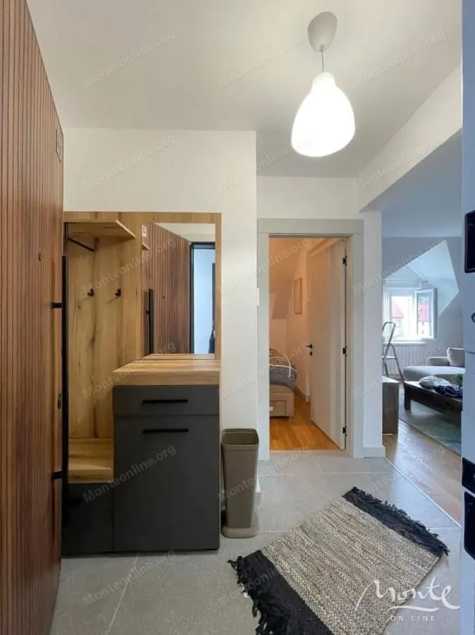 Prodaja, jednosoban stan, 44m², Kolašin, Crna Gora