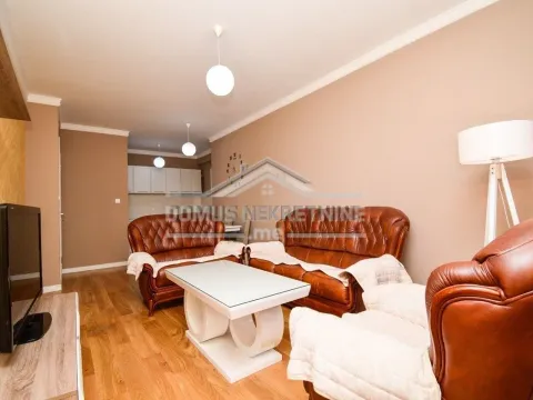 Izdavanje, jednosoban stan, 49m², Central Point, Podgorica - image 3
