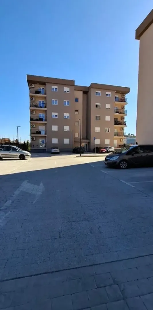Prodaja, jednosoban stan, 41m², Zabjelo, Podgorica