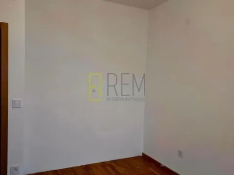 Sale, two bedroom apartment, 72m², Stari Aerodrom, Podgorica - image 6