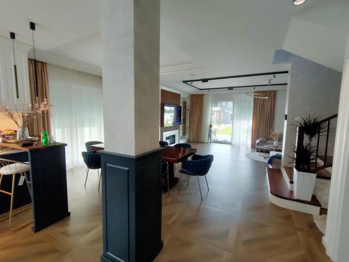 Prodaja, kuća, 200m², Veternik, Novi Sad Sve Podlokacije