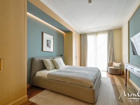 Prodaja, trosoban stan, 215m², Tivat, Crna Gora - image 14