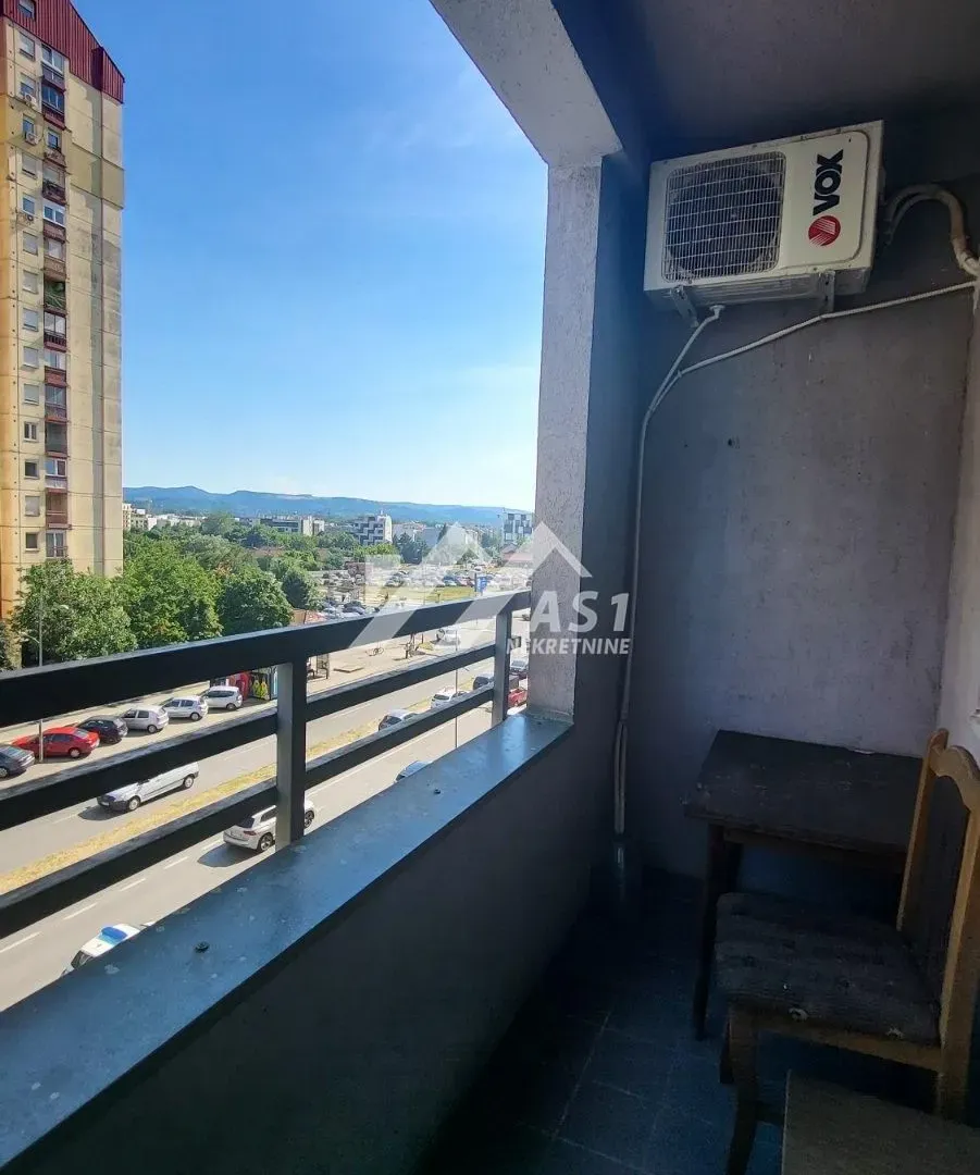 Izdavanje, stan, 25m², Grbavica, Novi Sad Sve Podlokacije