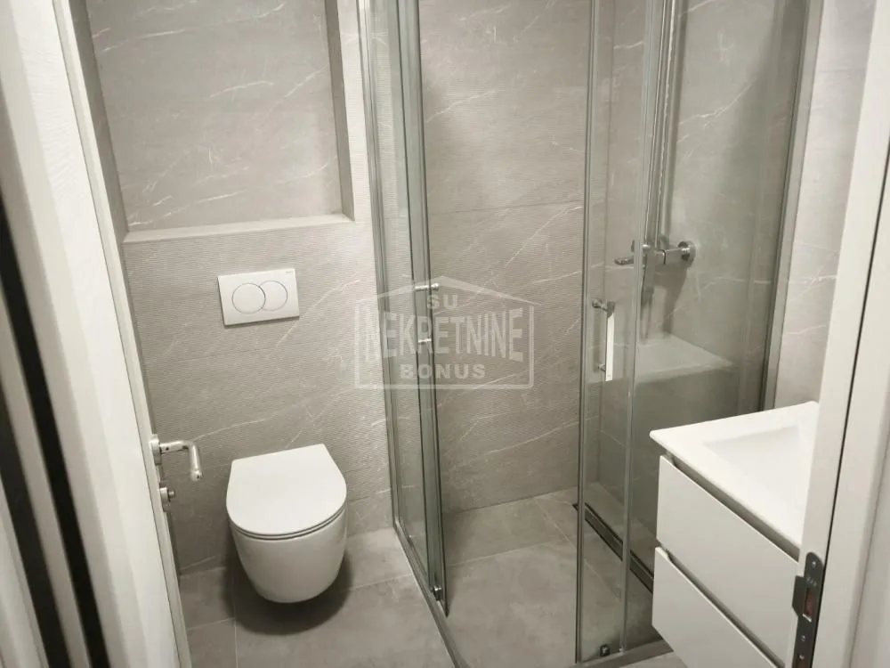 Rent, office space, 81m², Centar, Subotica