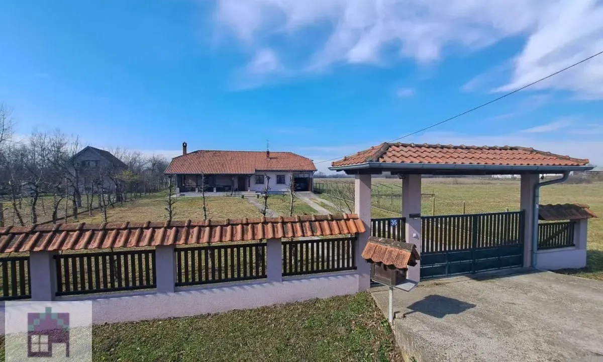 Prodaja, kuća, 209m², Obrenovac, Beograd