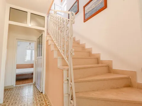 Sale, house, 150m², Stoliv, Kotor - image 17