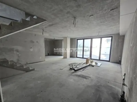 Sale, office space, 245m², Šumice, Beograd - image 3