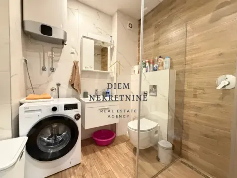 Rent, one bedroom apartment, 50m², Podgorica, Crna Gora - image 4