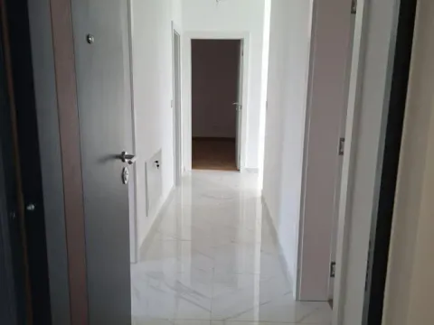 Prodaja, trosoban stan, 78m², Pančevo, Srbija - image 4