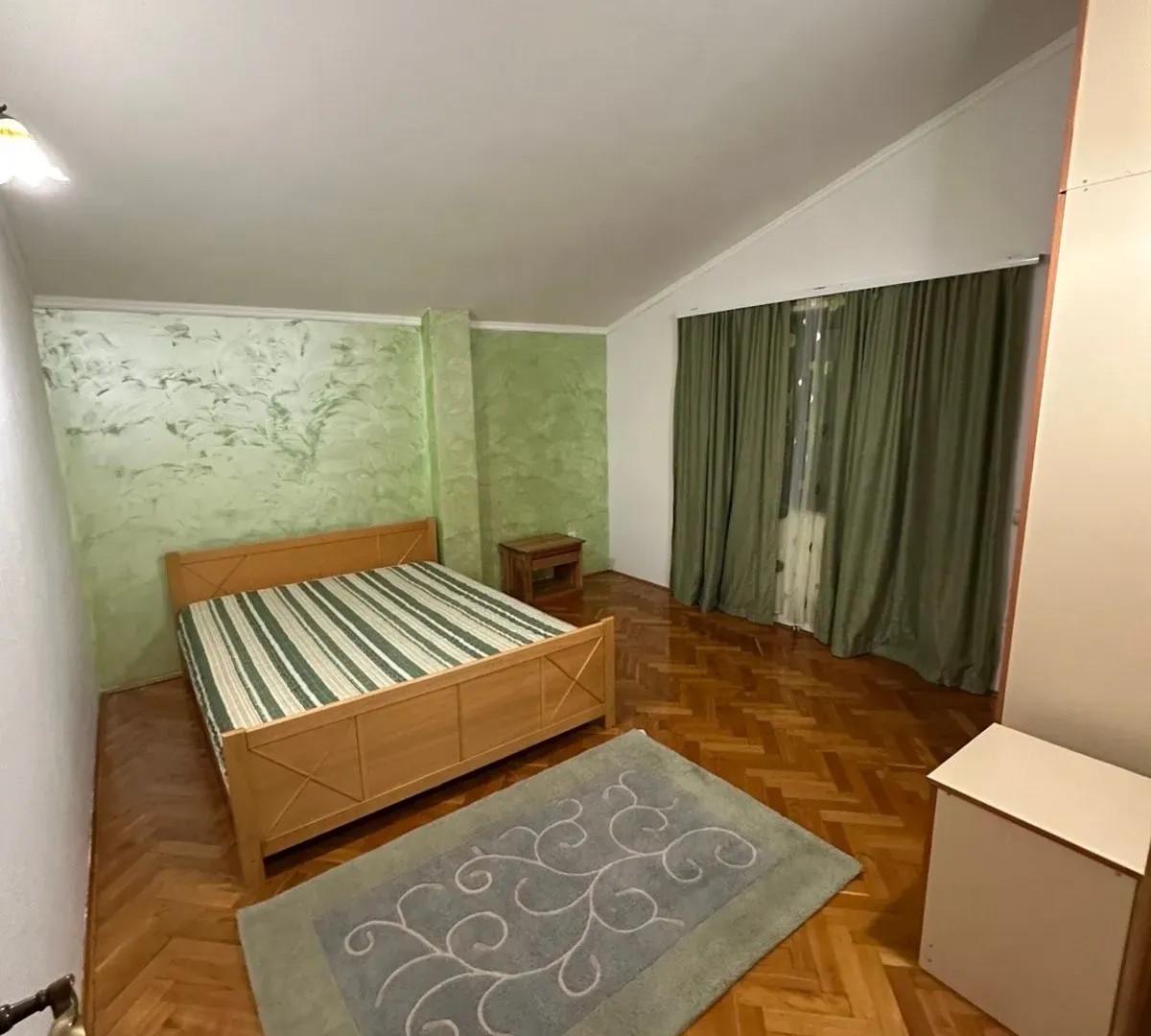 Rent, house, 170m², Gornja Gorica, Podgorica