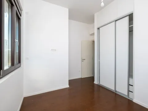 Prodaja, trosoban stan, 95m², Gornja Gorica, Podgorica - image 5