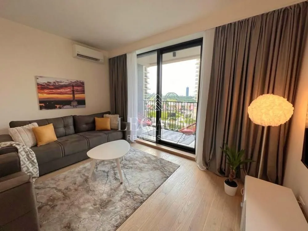 Prodaja, dvosoban stan, 50m², Savski Venac, Beograd