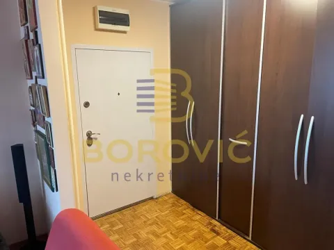 Sale, three bedroom apartment, 75m², Medaković Sve Podlokacije, Beograd - image 13