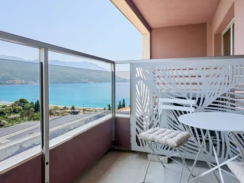 Rent, two bedroom apartment, 50m², Bečići, Budva - image 12