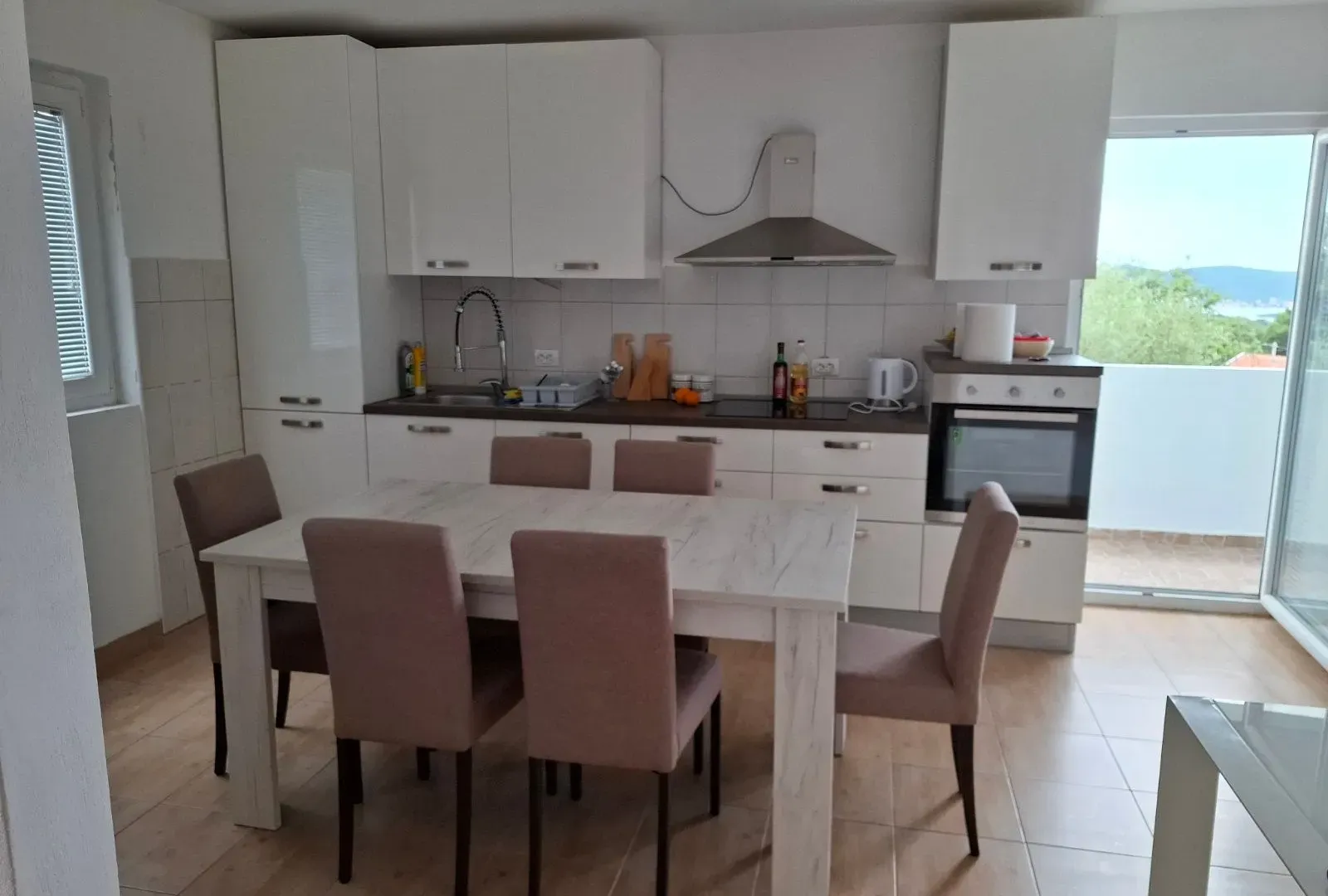 Rent, two bedroom apartment, 90m², Mrčevac, Tivat
