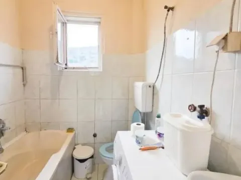 Prodaja, kuća, 83m², Rogami, Podgorica - image 5