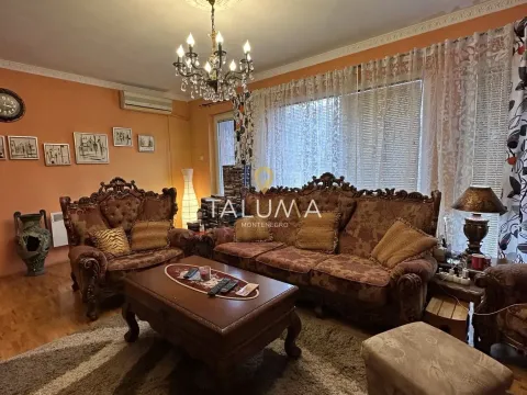 Sale, house, 162m², Zabjelo, Podgorica