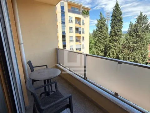 Rent, two bedroom apartment, 75m², Centar, Podgorica - image 10