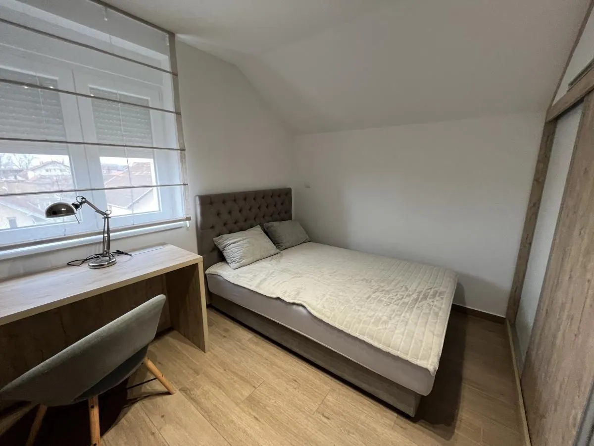 Sale, house, 402m², Adice, Novi Sad Sve Podlokacije